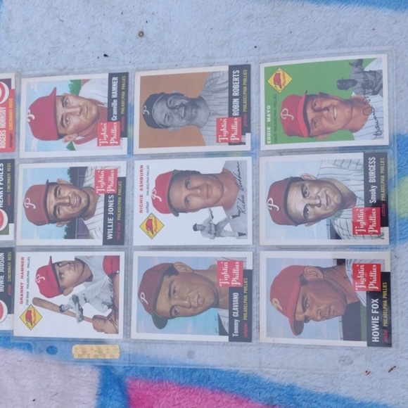 2 for $20😀Baseball Card Lot - Picture 2 of 5